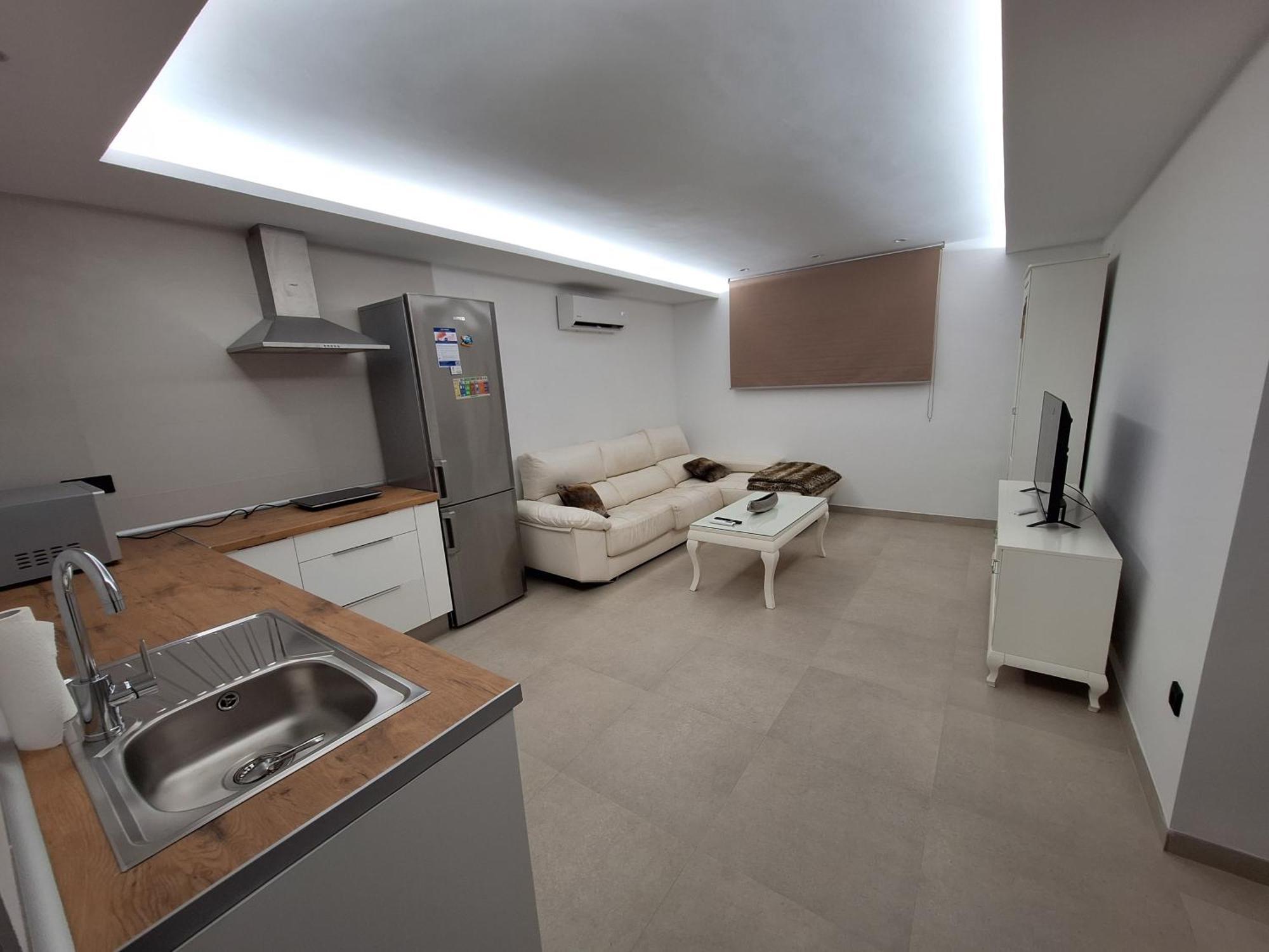 Lopez De Gomara, 57 Apartamento