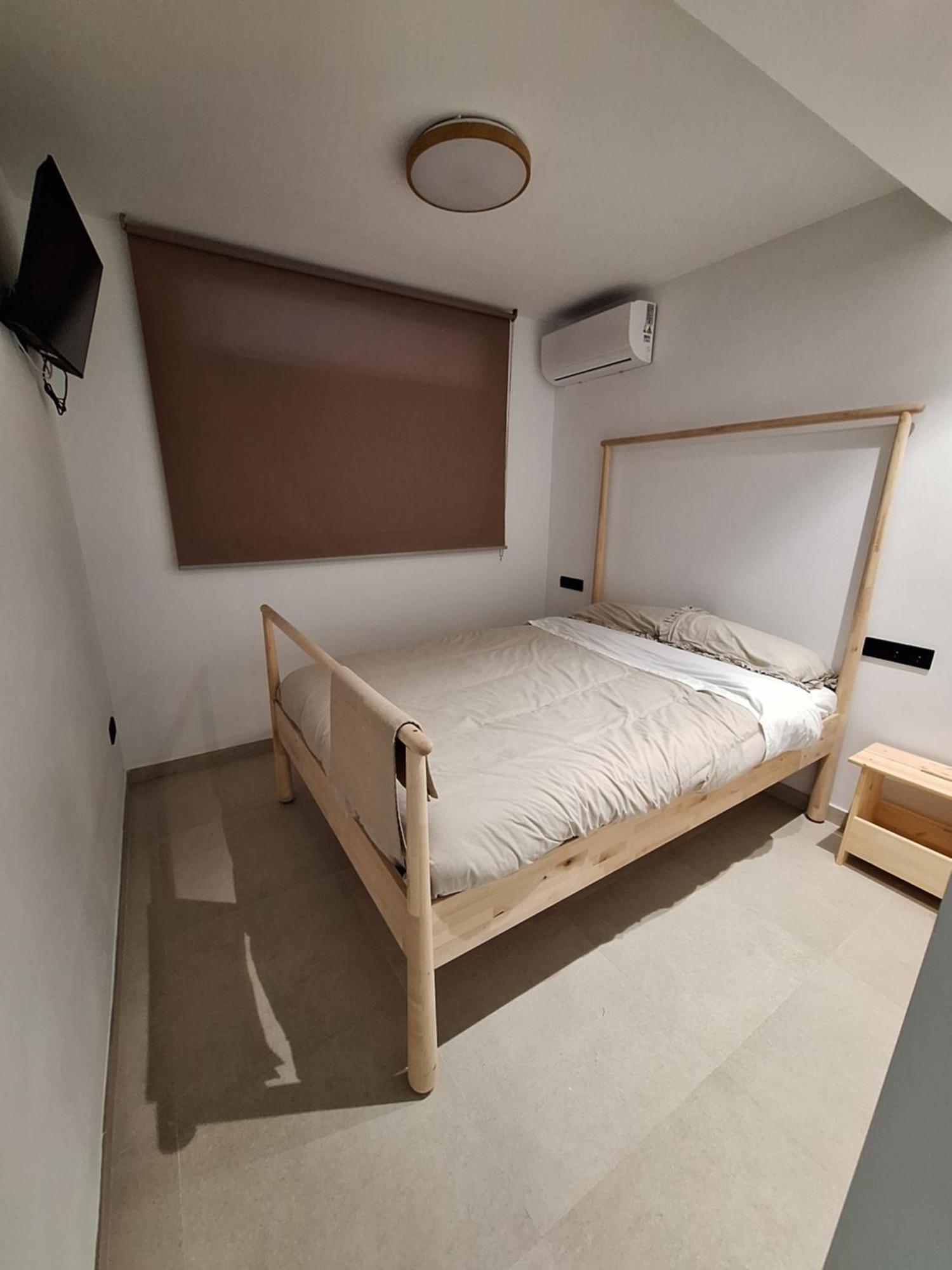 Lopez De Gomara, 57 Apartamento