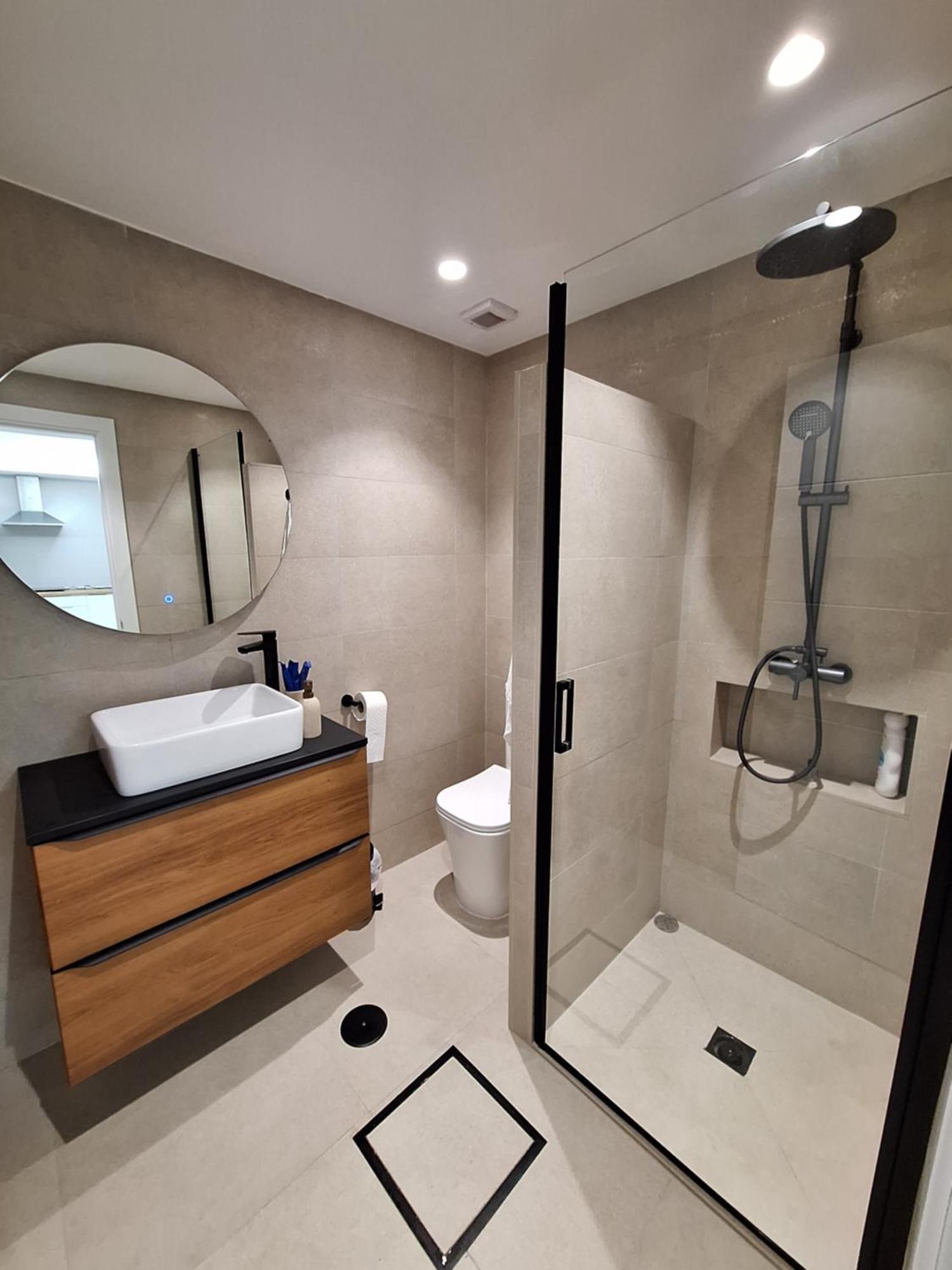 Lopez De Gomara, 57 Apartamento *